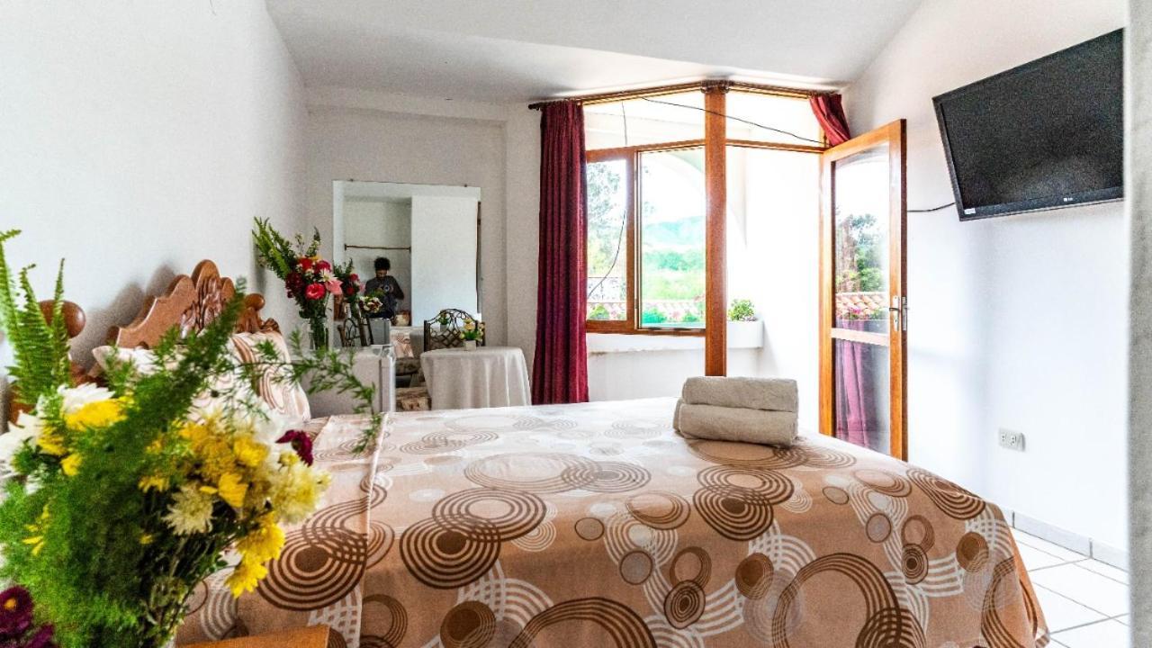 Hotel Casablanca Samaipata Kültér fotó