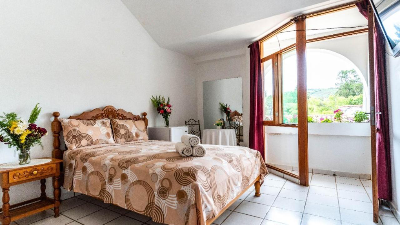Hotel Casablanca Samaipata Kültér fotó