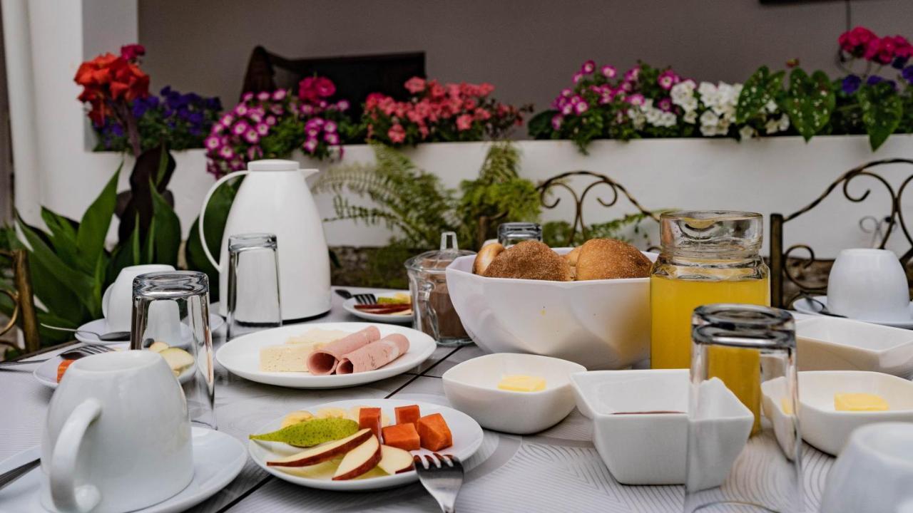 Hotel Casablanca Samaipata Kültér fotó